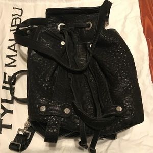 GUC Tylie Malibu Gypsy Samantha Convertible Bag